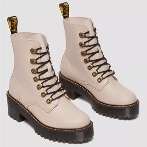 Dr. Martens LEONA WOMEN'S LEATHER BOOTS
